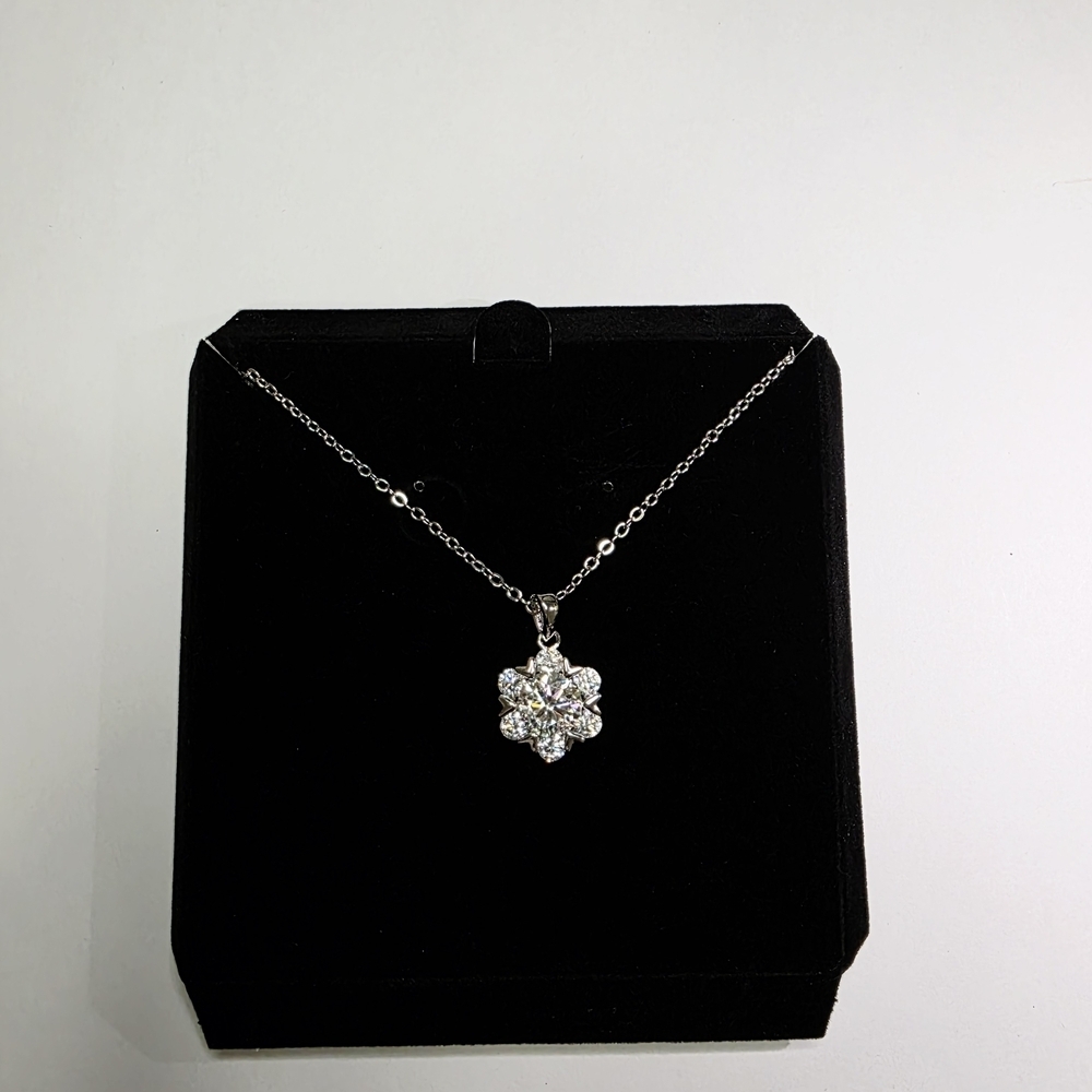 Flower 2CT Moissanite Silver Necklace